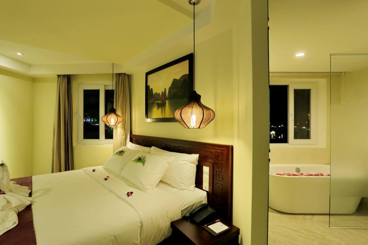 River Suites Hoi An Exterior foto